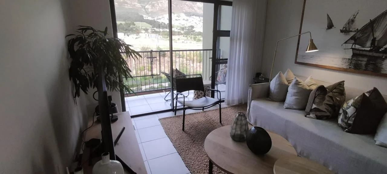 3 Bedroom Apartment / flat for sale in Admirals Park