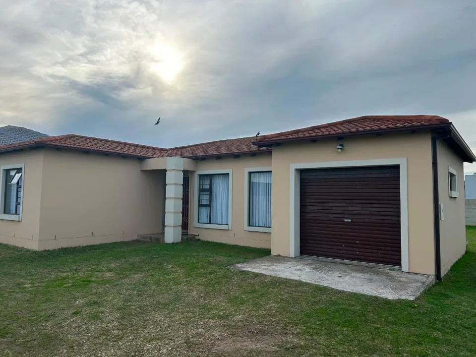 3 Bedroom House for sale in Overbaakens
