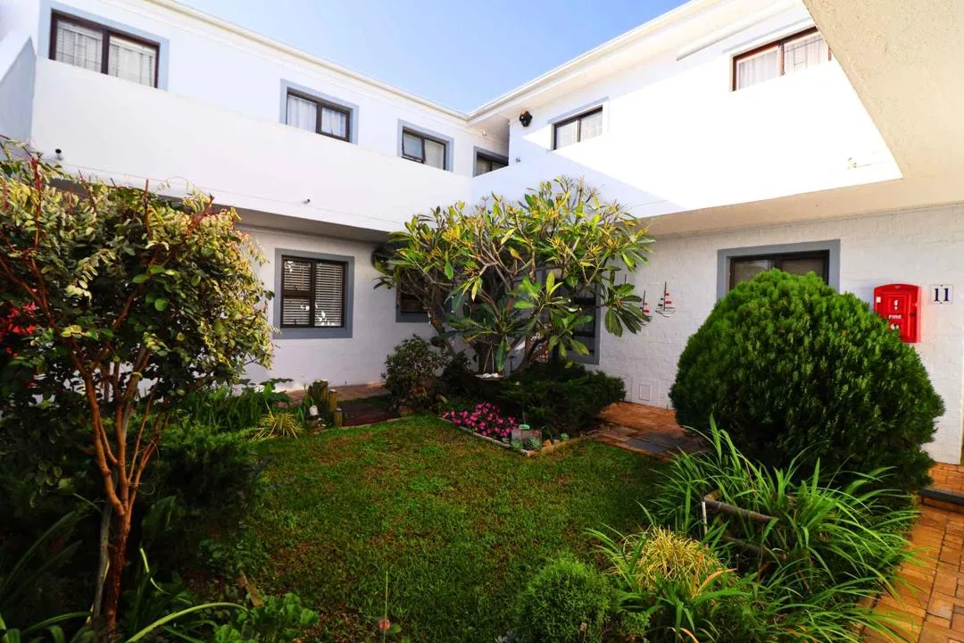 1 Bedroom Apartment / flat for sale in Sandbaai