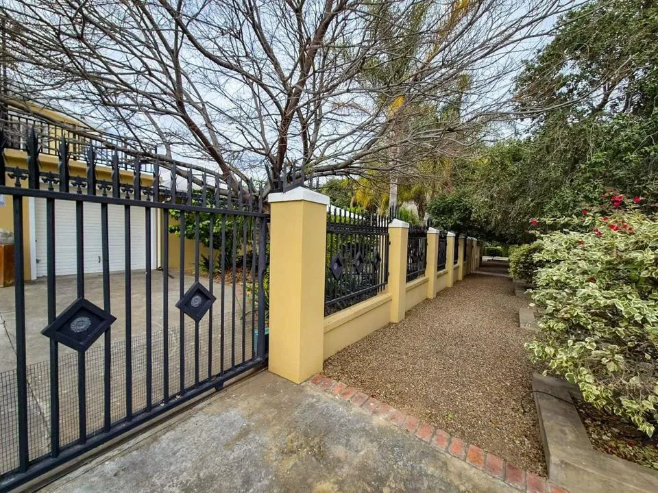 4 Bedroom House for sale in De Doorns