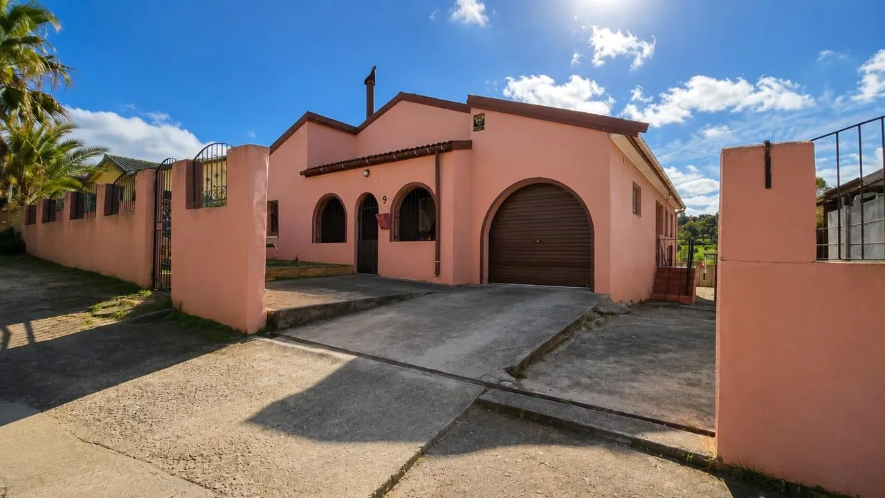 3 Bedroom House for sale in Garden Village