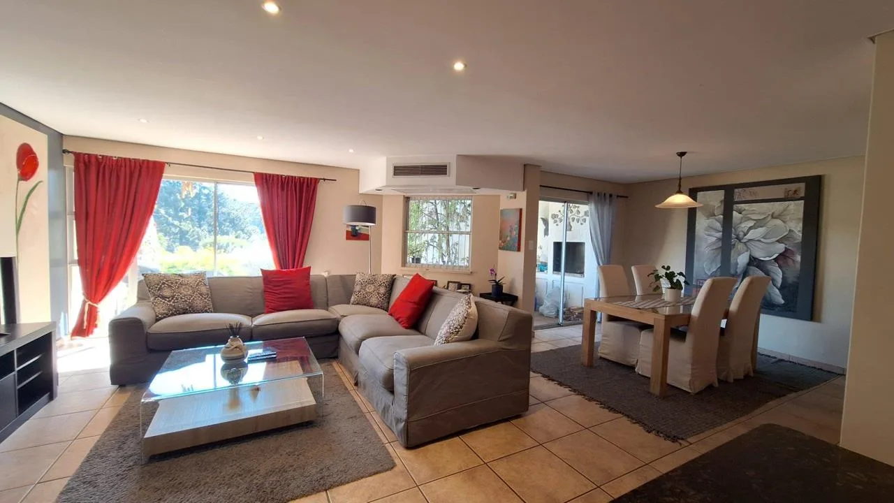 4 Bedroom Townhouse for sale in Waverley