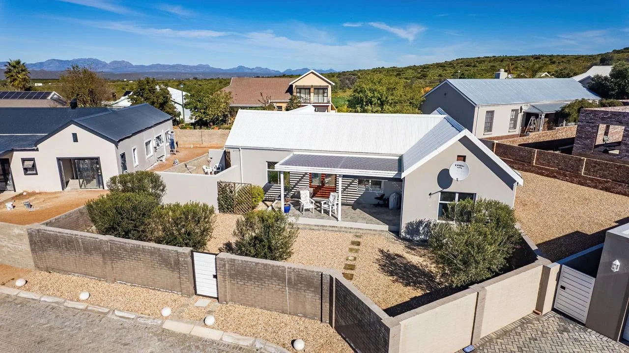 2 Bedroom House for sale in West Bank