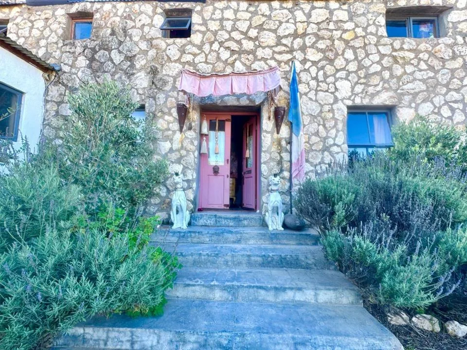 5 Bedroom House for sale in Jacobsbaai