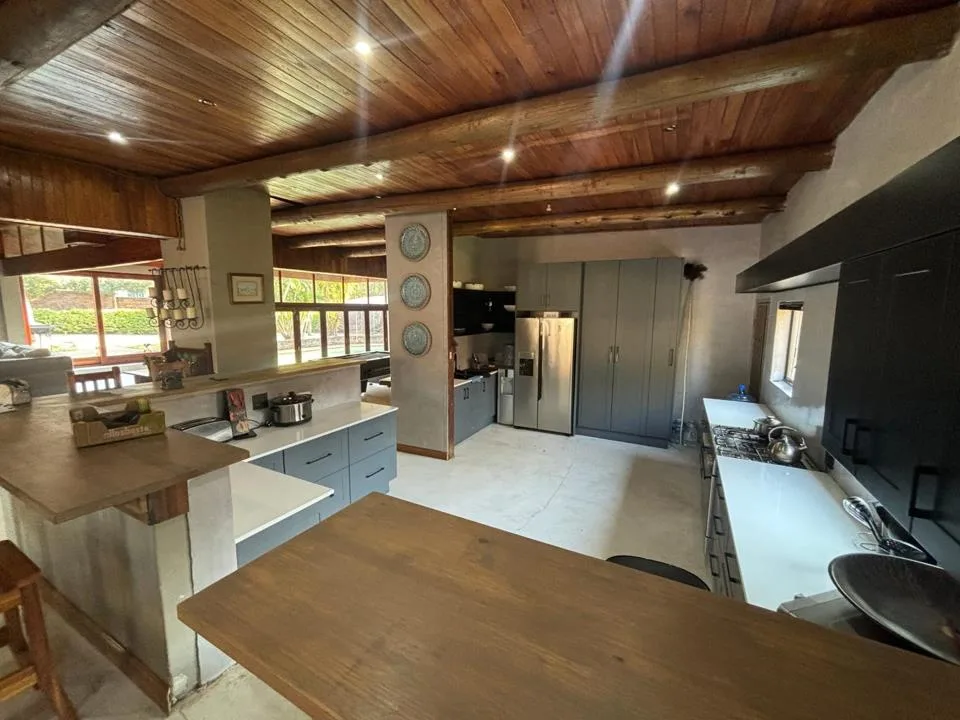 4 Bedroom House for sale in Aquapark