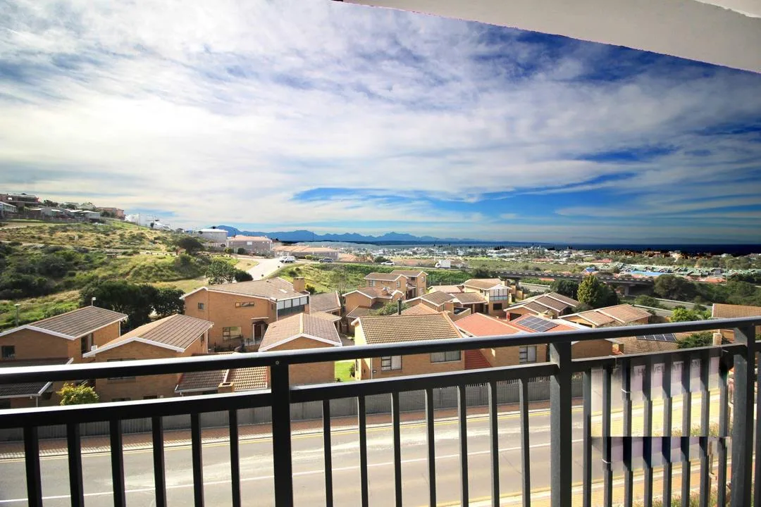 3 Bedroom House for sale in Menkenkop