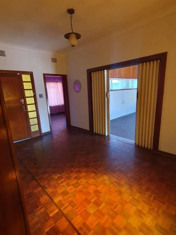 4 Bedroom House for sale in Irene Park