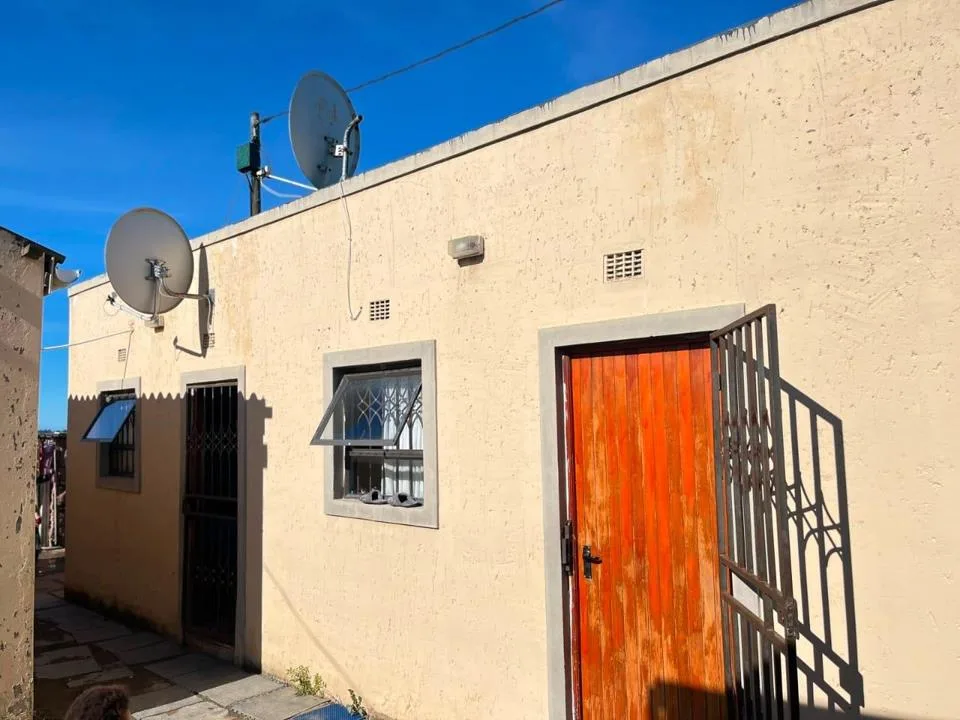 4 Bedroom House for sale in Thembalethu