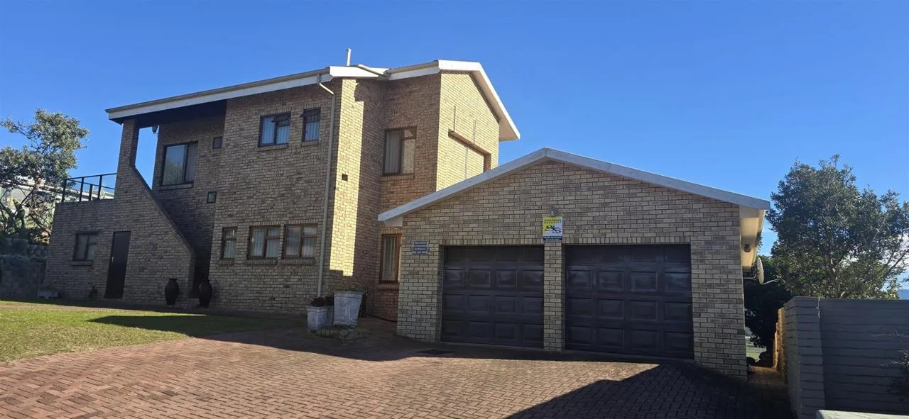 4 Bedroom House for sale in Southern Cross