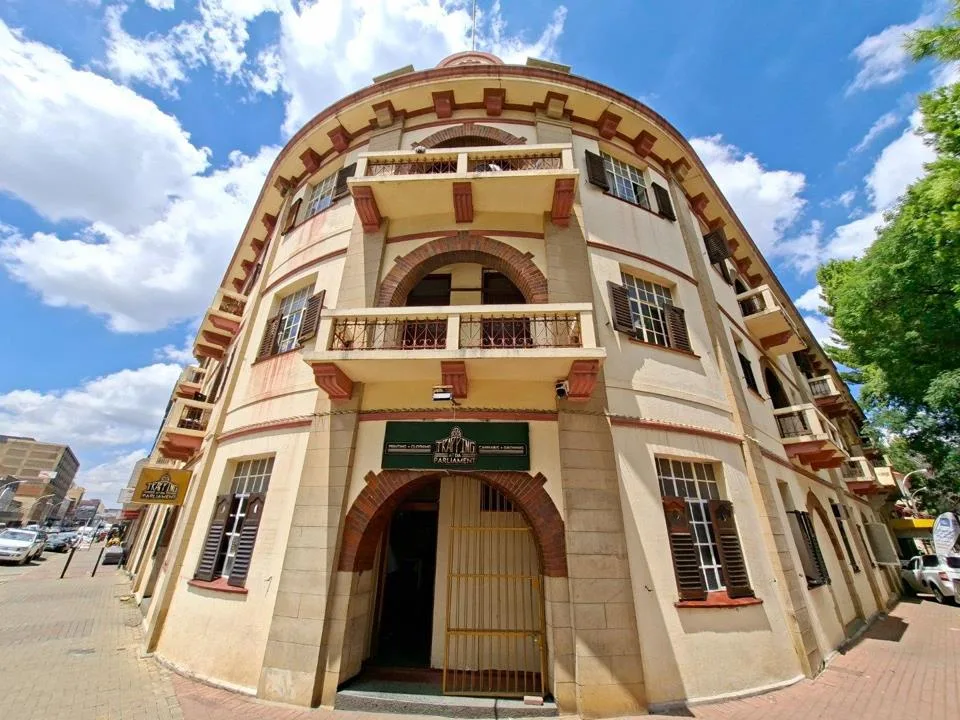 1 Bedroom Apartment / flat to rent in Bloemfontein Central