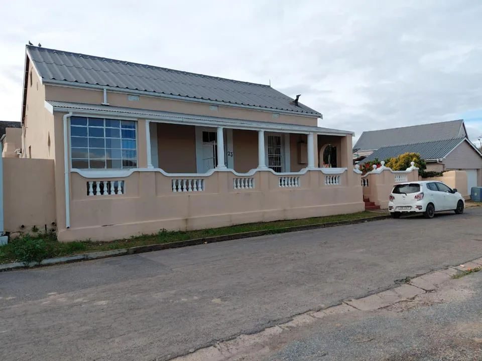 3 Bedroom House for sale in Caledon