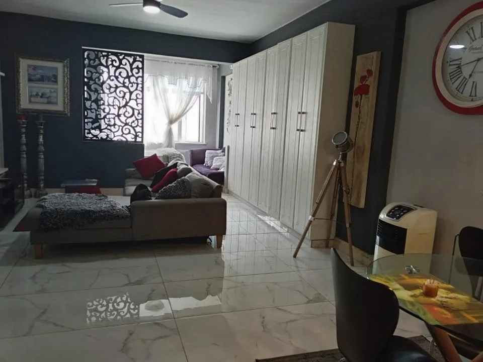 0.5 Bedroom Apartment / flat to rent in North Beach