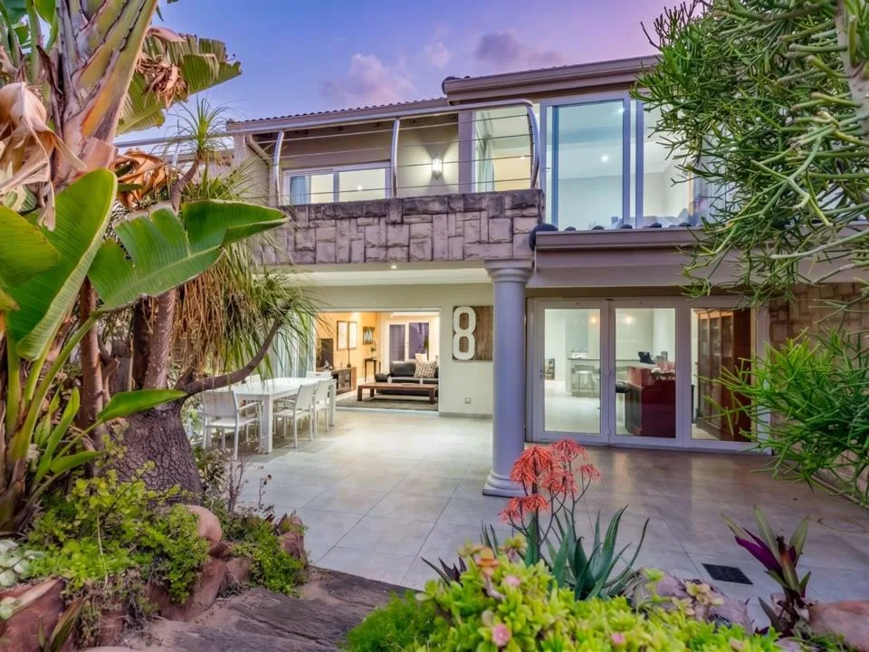 3 Bedroom Townhouse for sale in Umhlanga Central