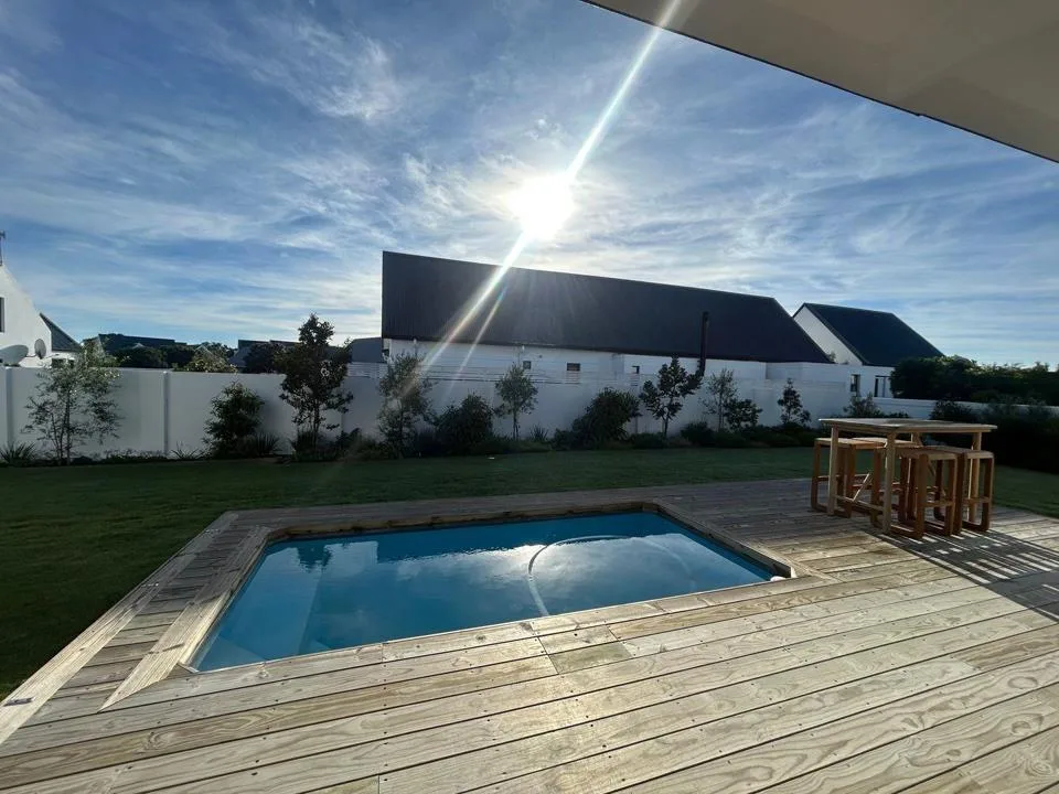 4 Bedroom House to rent in St Francis Links