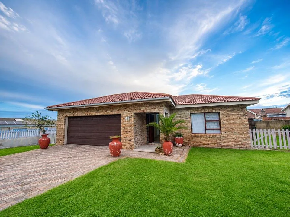 3 Bedroom House for sale in Parsons Ridge