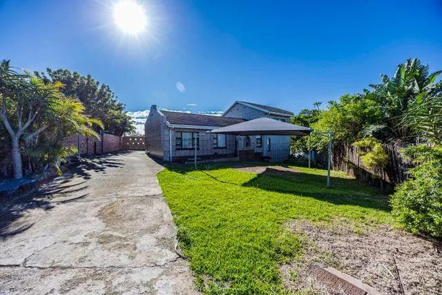 4 Bedroom House for sale in Sunnyridge