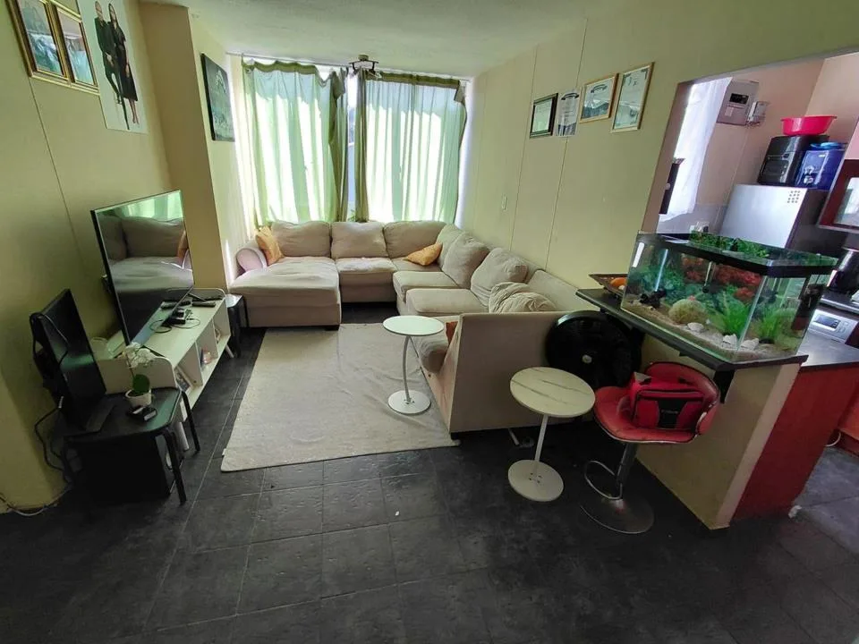2 Bedroom Apartment / flat for sale in Essenwood