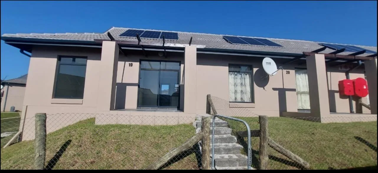 2 Bedroom House for sale in Kidds Beach