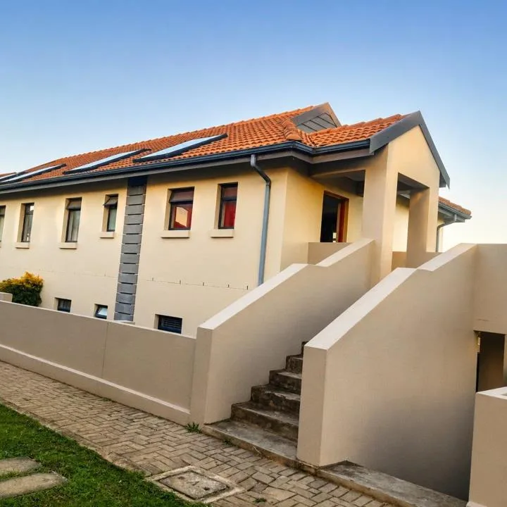 2 Bedroom Apartment / flat to rent in Kidds Beach