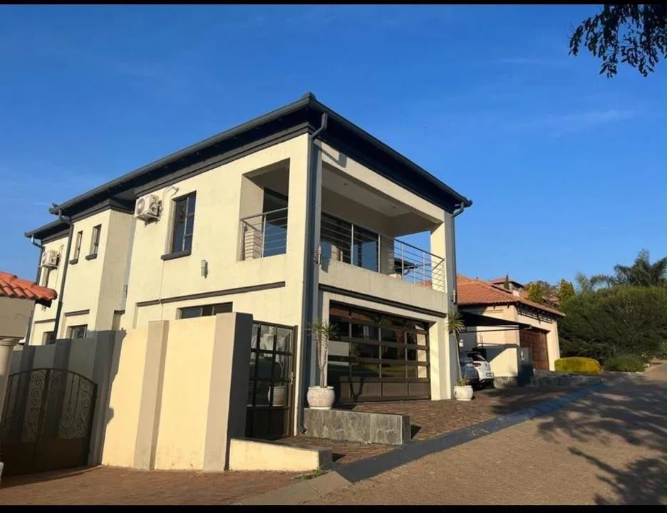 4 Bedroom House to rent in Ben Fleur