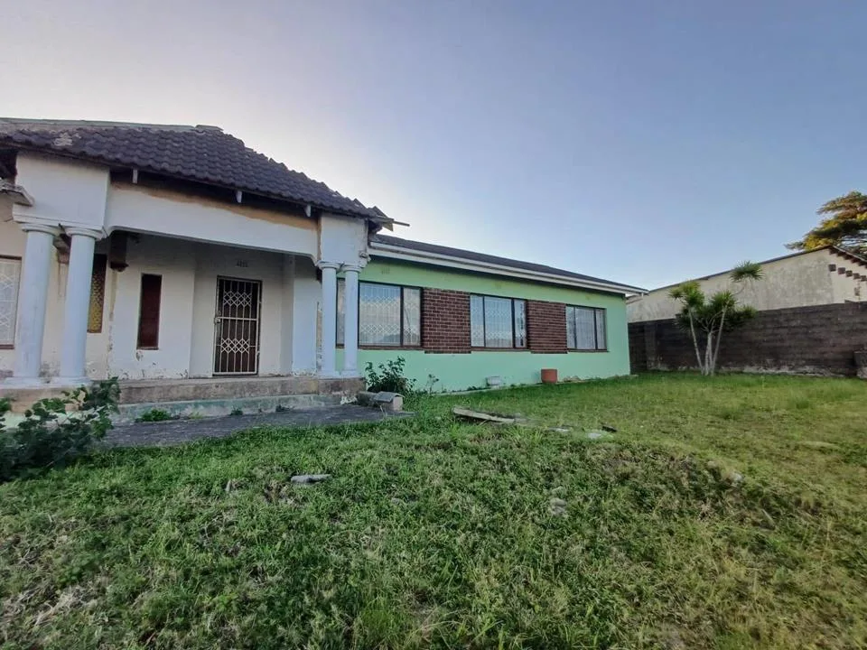 3 Bedroom House for sale in Catalina Bay