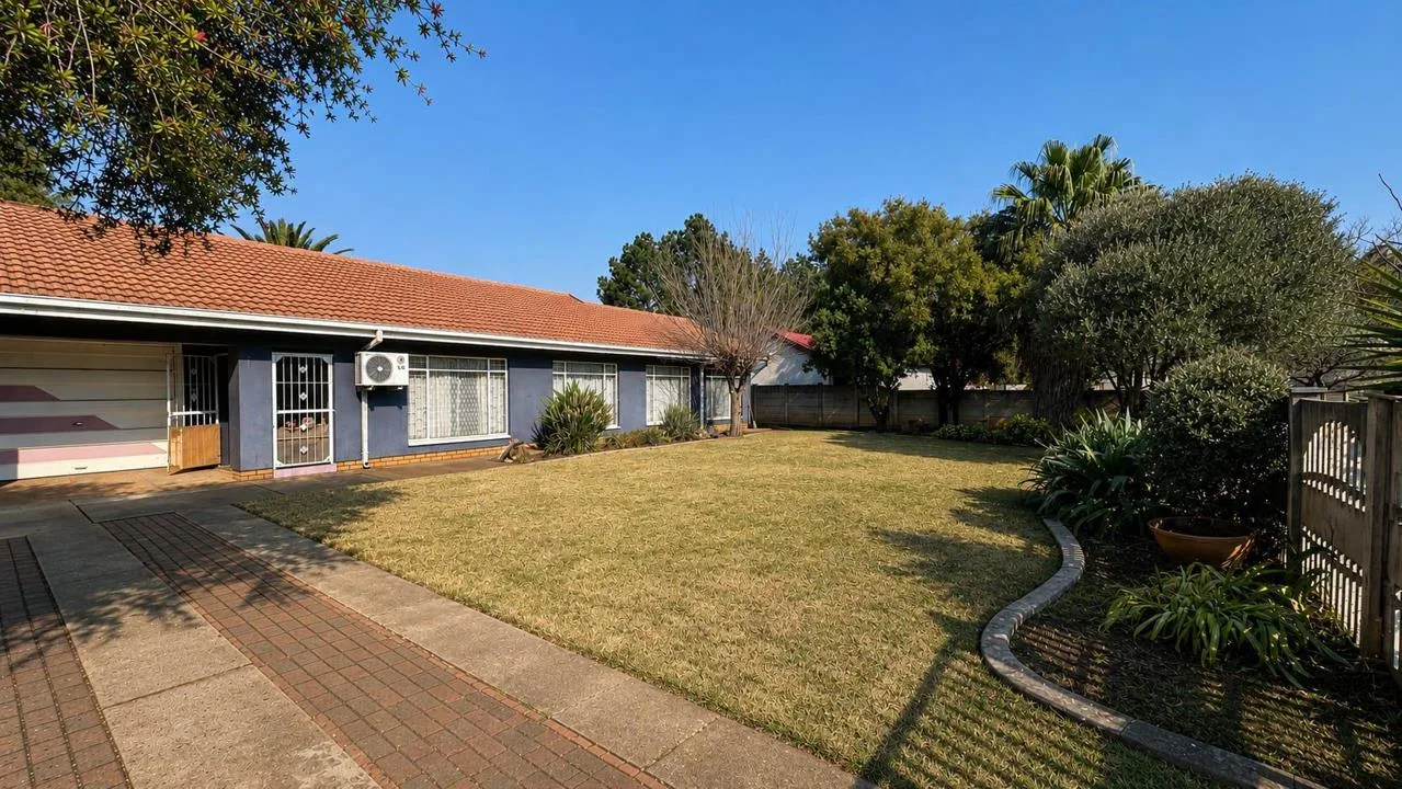 3 Bedroom House for sale in Meiringspark