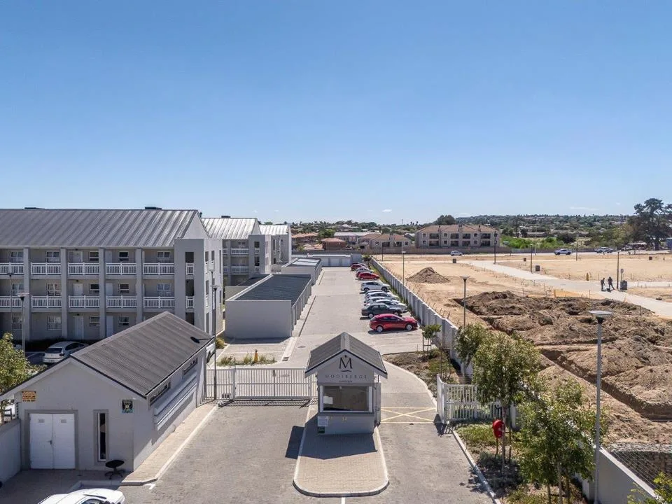 2 Bedroom Apartment / flat for sale in Mooiberge