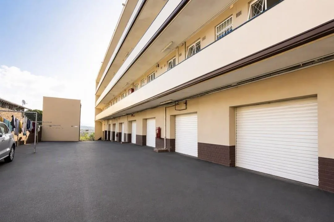1.5 Bedroom Apartment / flat for sale in Essenwood
