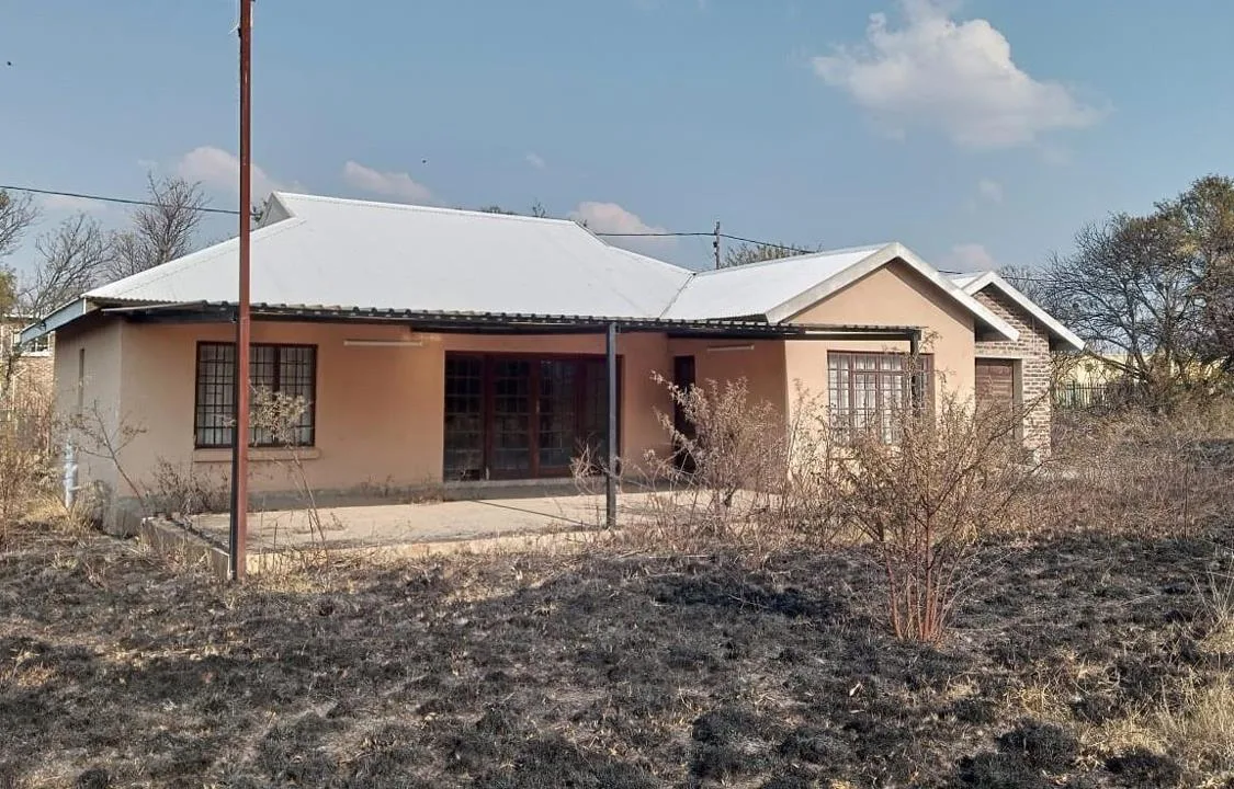 3 Bedroom House for sale in Oranjeville