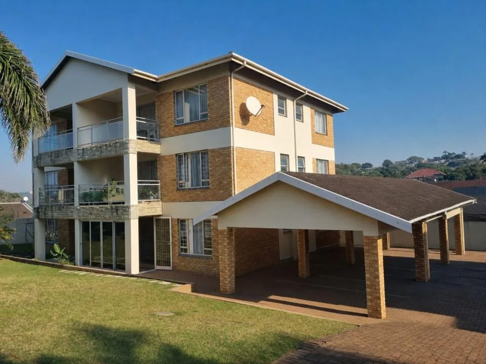 2 Bedroom Apartment / flat for sale in Manaba Beach
