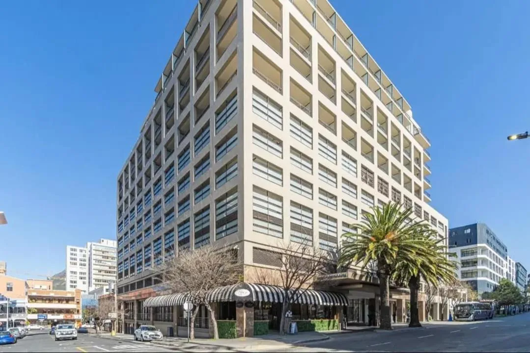 0.5 Bedroom Apartment / flat for sale in Cape Town City Centre