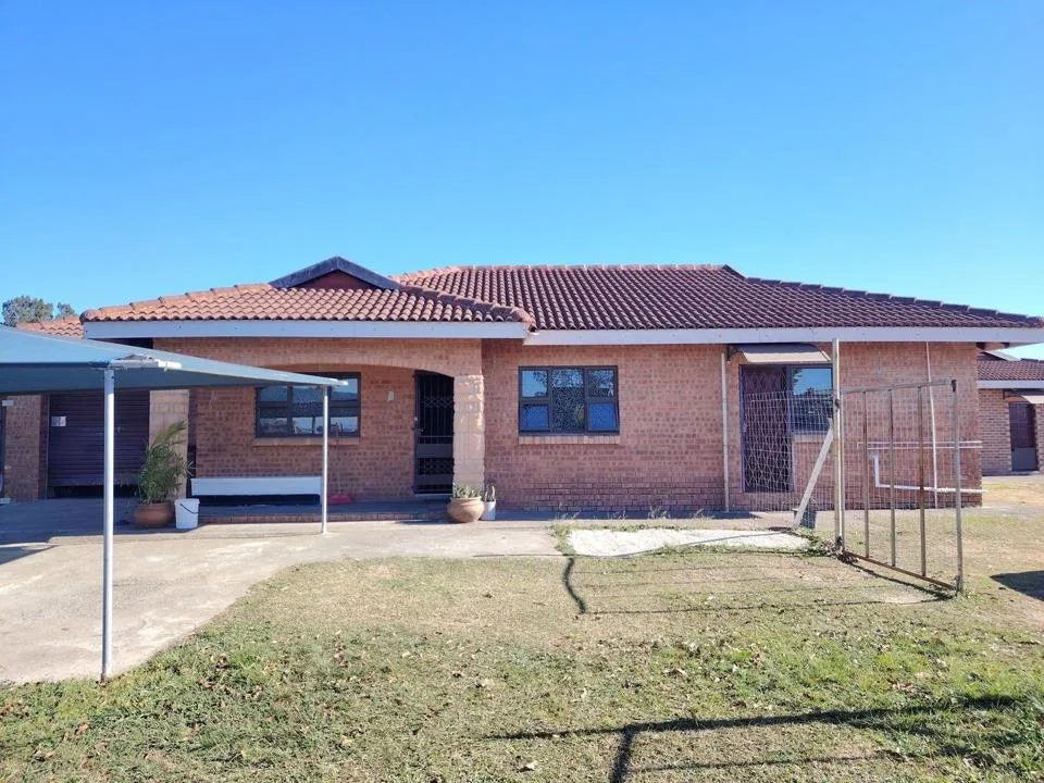 3 Bedroom House for sale in Hazelwood