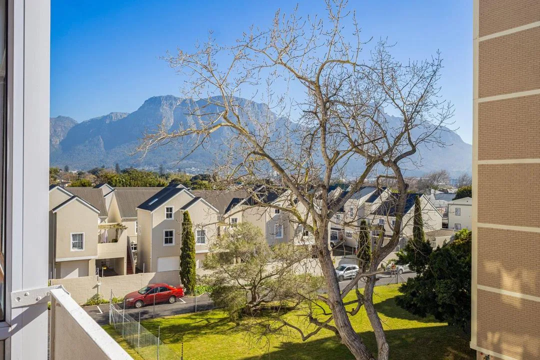 1 Bedroom Apartment / flat for sale in Kenilworth