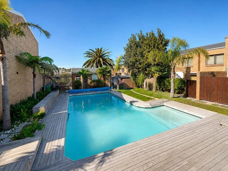 3 Bedroom Townhouse for sale in Stellenryk