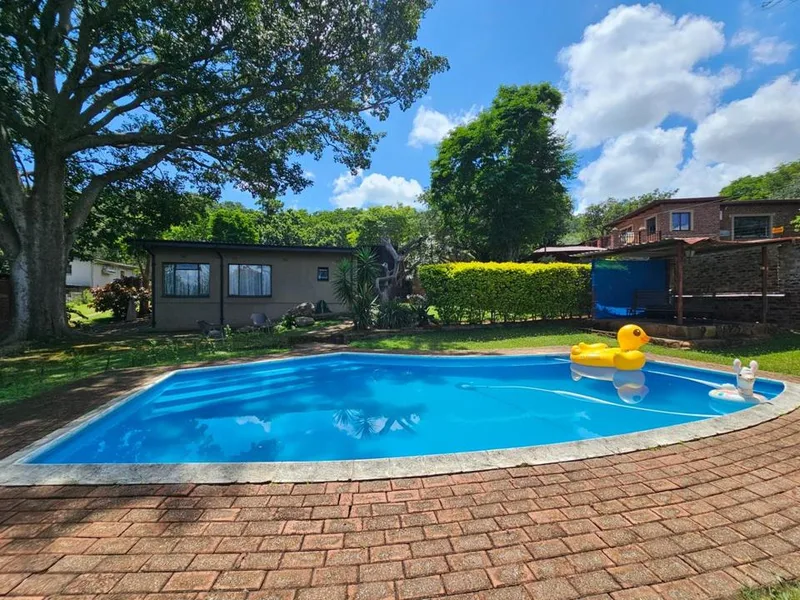 4 Bedroom House for sale in Barberton