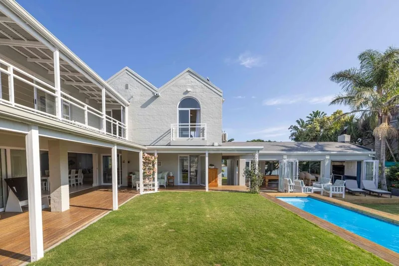 5 Bedroom House to rent in Royal Alfred Marina