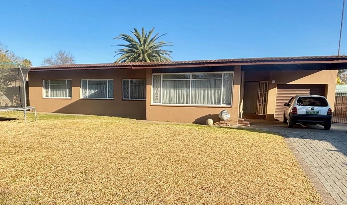 3 Bedroom House for sale in Sasolburg Ext 5