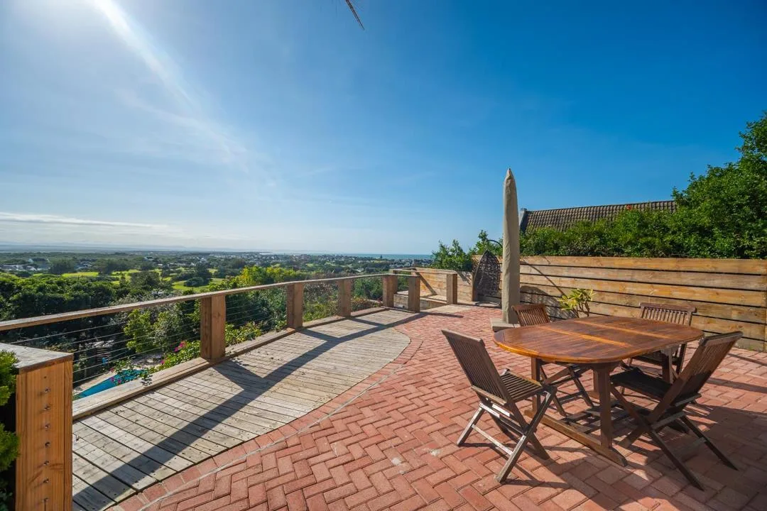 5 Bedroom House for sale in St Francis Bay Village