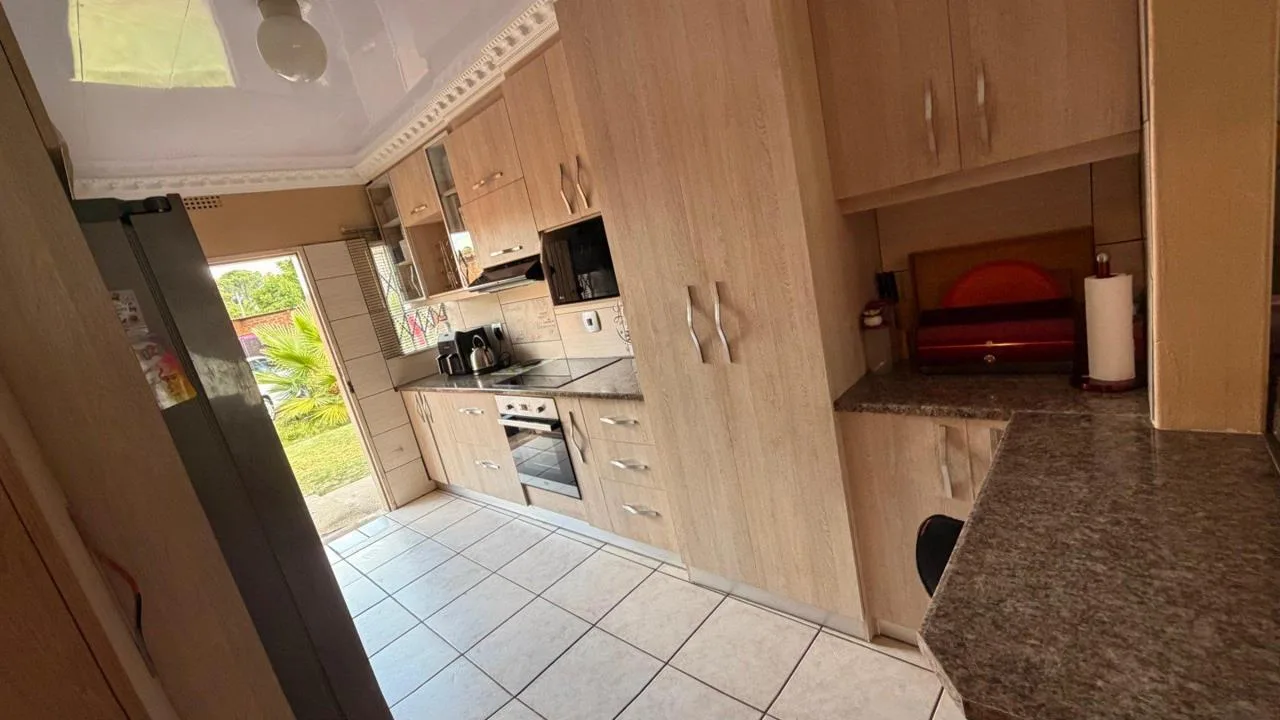 2 Bedroom Apartment / flat for sale in Seemeeupark