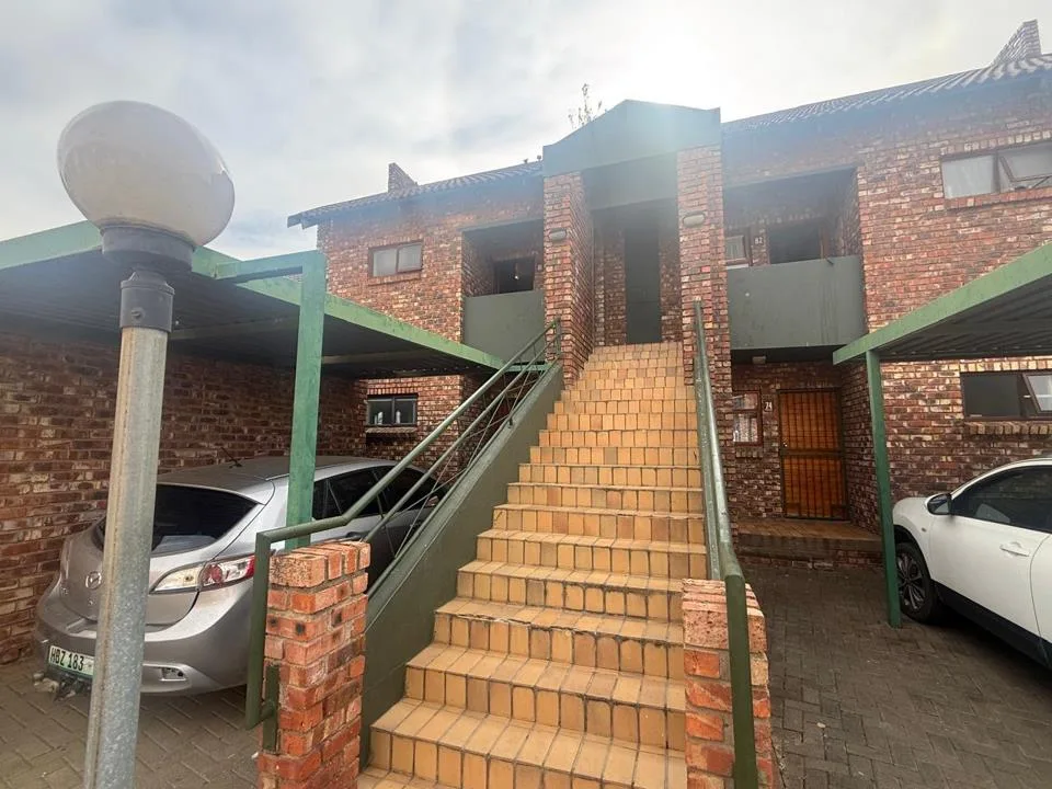 3 Bedroom Apartment / flat for sale in Langenhovenpark