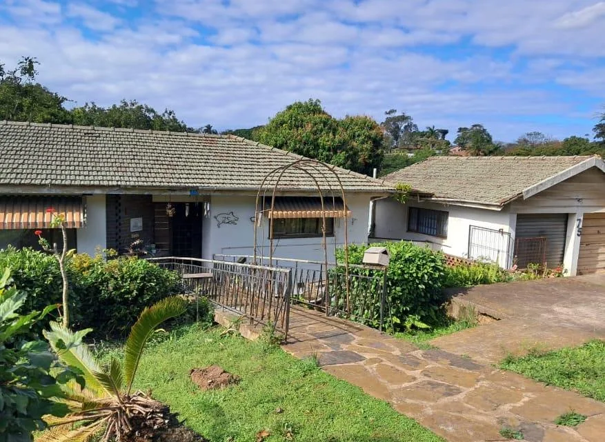 4 Bedroom House for sale in Sea View
