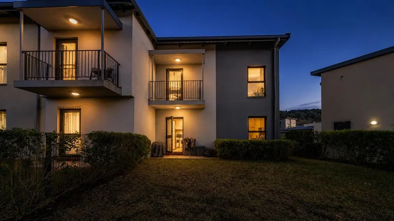 2 Bedroom Apartment / flat for sale in Waterfall