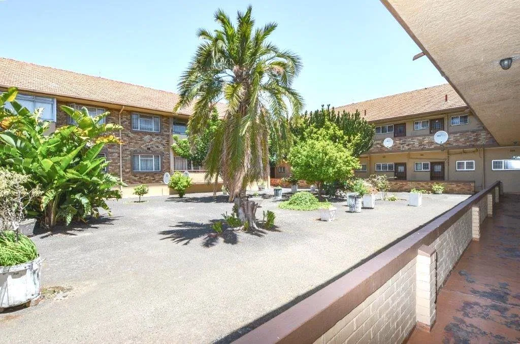 2 Bedroom Apartment / flat for sale in Glenlilly