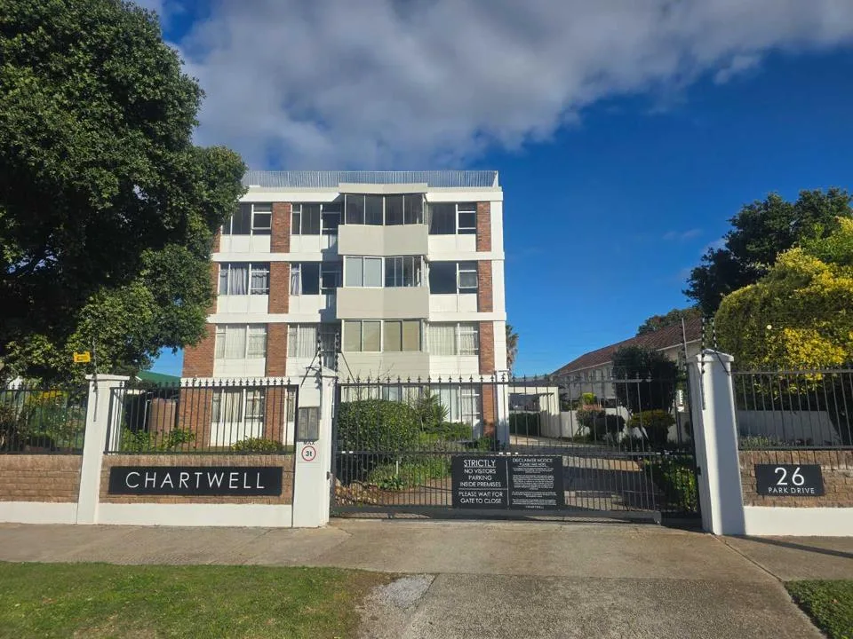 2 Bedroom Apartment / flat for sale in St Georges Park