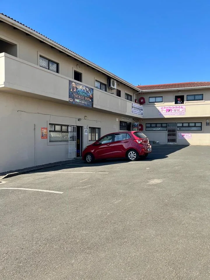 2 Bedroom Apartment / flat for sale in Trenance Manor
