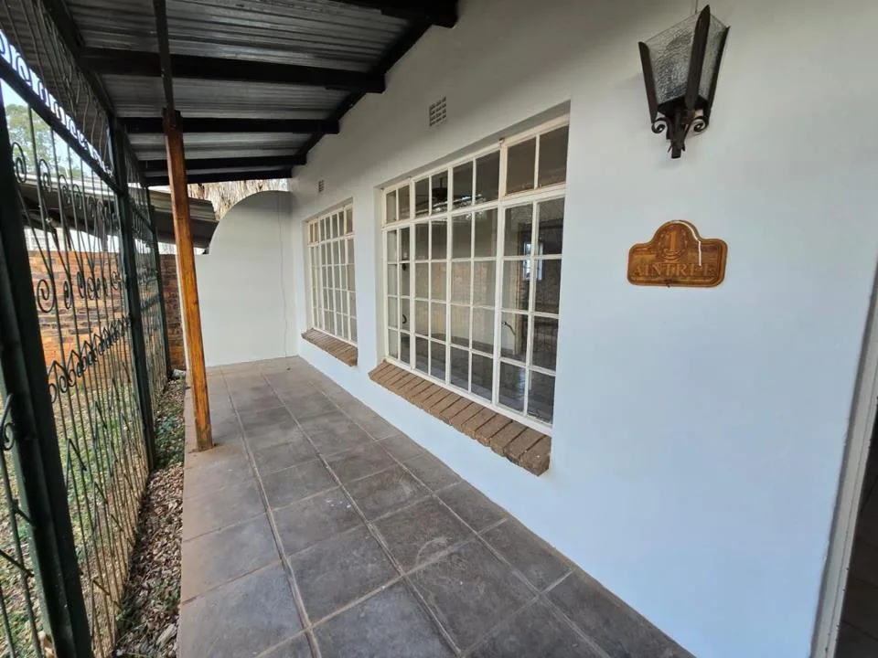 2 Bedroom Apartment / flat to rent in Lydenburg
