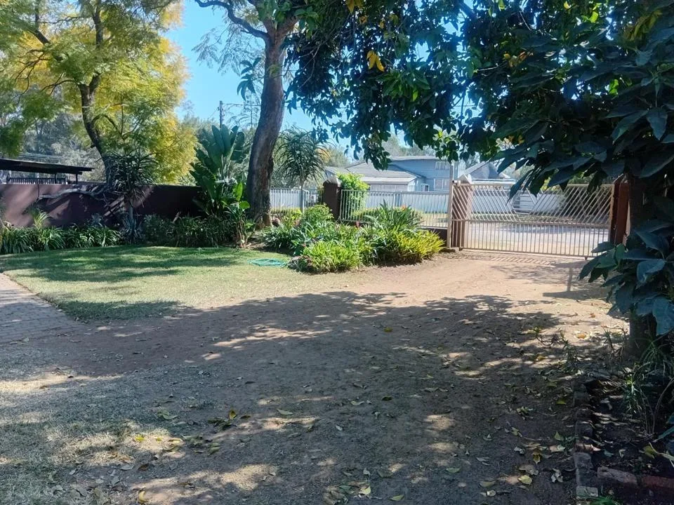 7 Bedroom House for sale in Modimolle