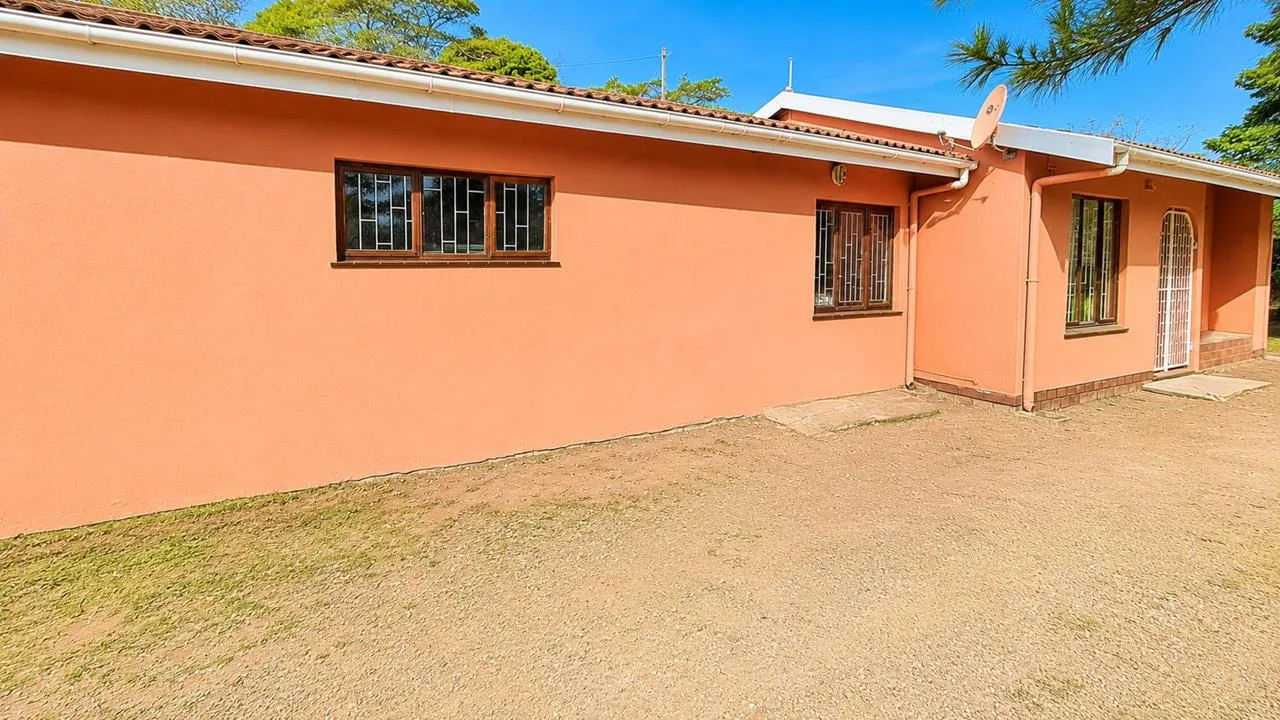3 Bedroom House for sale in Regency Park