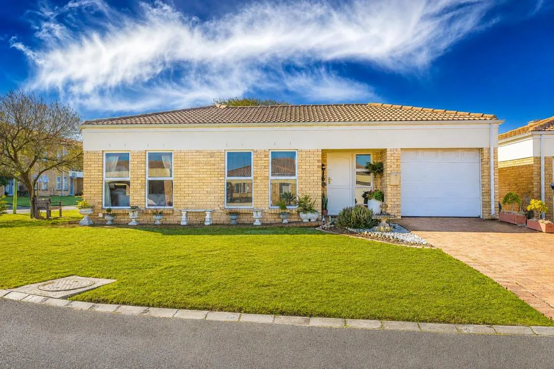 2 Bedroom House for sale in Protea Heights