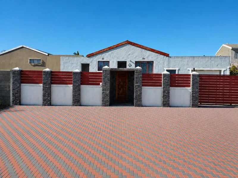 2 Bedroom House on auction in Westgate